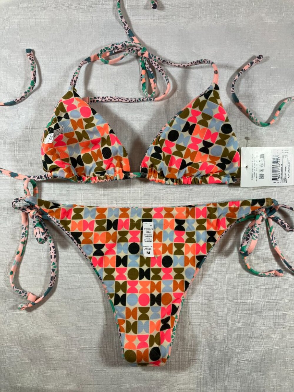 NWT Maaji Bikini Kaleidoscope Reversible, Cheeky Coverage, Size Med. - Picture 2 of 11